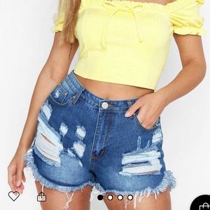 Boohoo Denim Extreme Rip Plus Size US 18 Denim Shorts